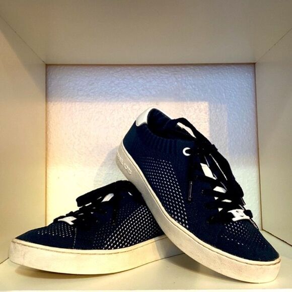 MICHAEL Michael Kors Women’s Skyler Lace Up Sneakers - Picture 5 of 16
